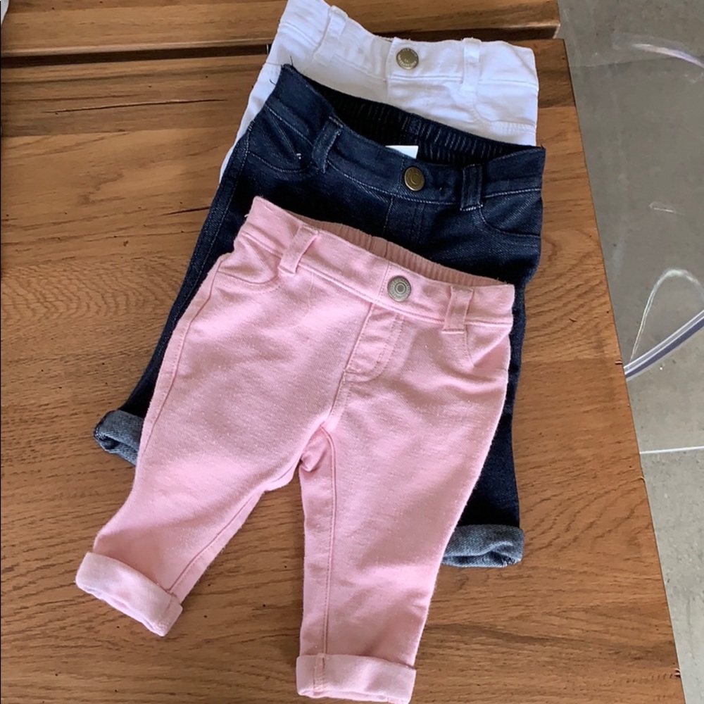 Set of 3 Old Navy baby jeans 0-3 months